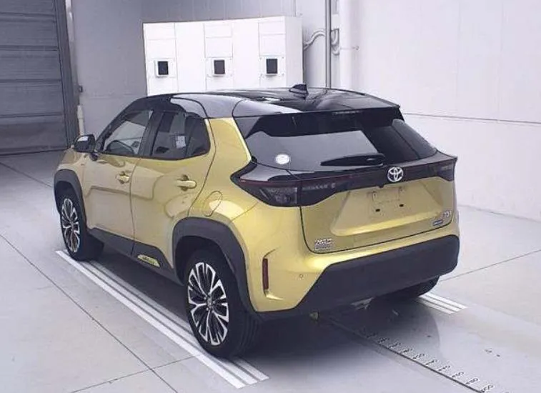 2021 Toyota Yaris Cross Z (Two Tone)